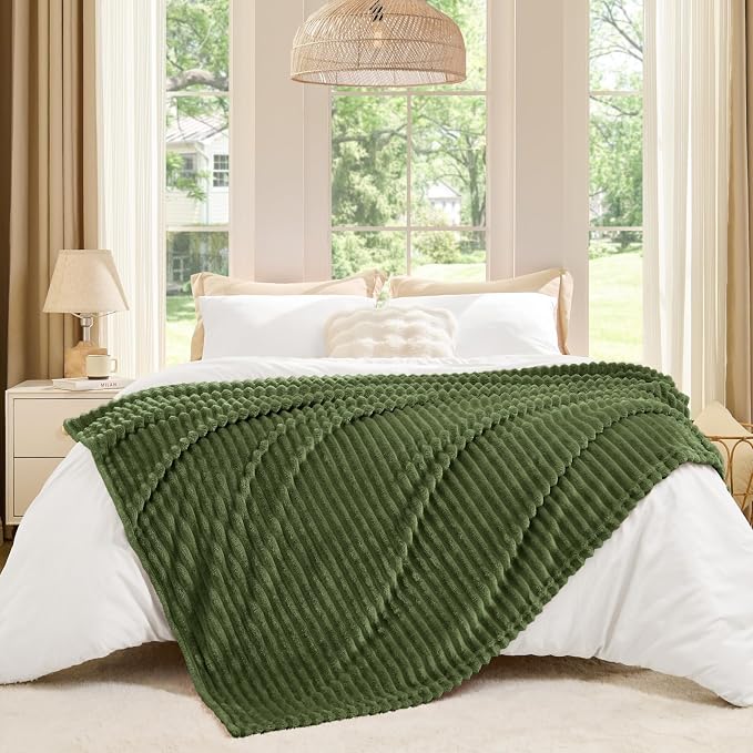 BEDELITE Ribbed Moss Olive Green Fleece Throw Blanket for Couch, 50x60 Inch | Soft Warm Decorative Fluffy Blanket, Cozy Plush Lightweight Fuzzy Throw Blanket for Bed Sofa Home Room Decor, Gift for Women