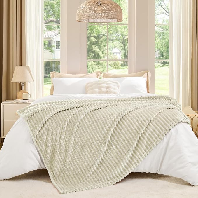 BEDELITE Ribbed Jacquard Beige Fleece Throw Blanket for Couch, 50x70 Inch | Soft Warm Decorative Fluffy Blanket, Cozy Plush Lightweight Fuzzy Throw Blanket for Bed Sofa Home Room Decor, Gift for Women