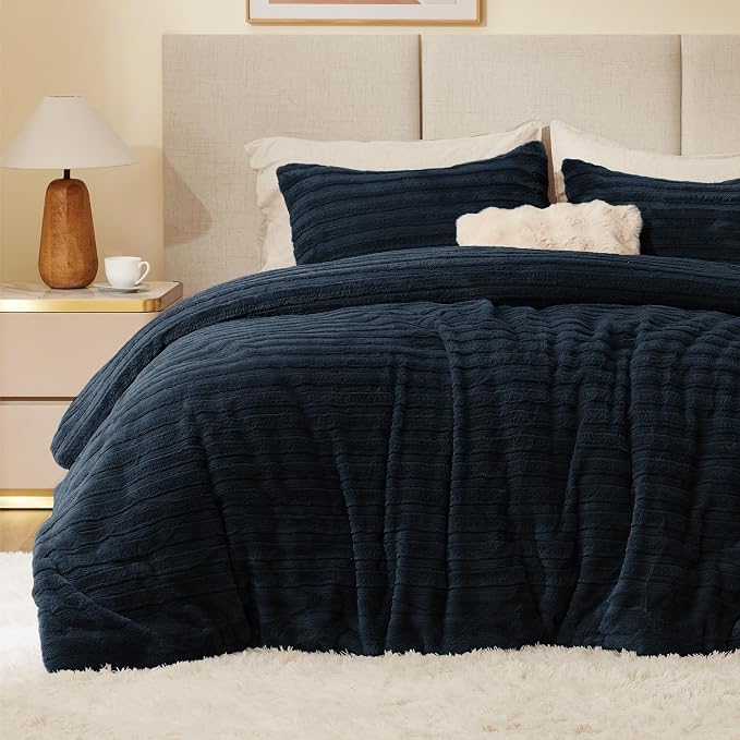 BEDELITE Faux Fur Twin/Twin XL Comforter Set, Fluffy Bed Set, Navy | Super Soft & Warm, Luxury Fuzzy Cozy Comforter for Winter, Heavy Plush Bed set, with 1 Pillowcase