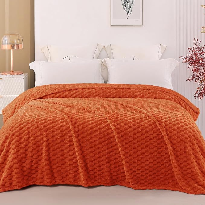 Exclusivo Mezcla 3D Fleece California King Blanket for Bed, Burnt Orange | Oversized Soft Fuzzy Plush Lightweight Bed Blankets, Cozy Fluffy Decorative Blankets for All Seasons, 120x120 Inches