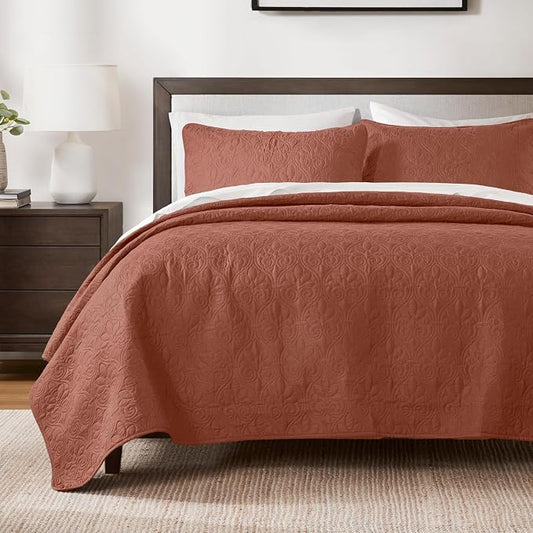 Madison Park Luxurious Cotton Damask Quilt Set, 3PC King/Cal King Bed Set | All Season, Lightweight Stitching Coverlet Bedspread Bedding Stitching with Shams, Clay Red