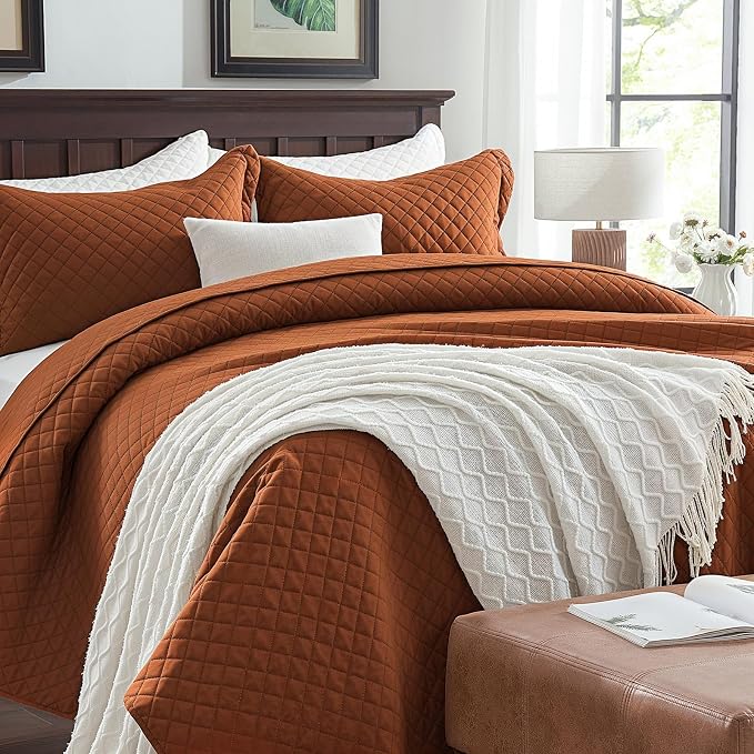 SunStyle Home Twin Quilt Set, Lightweight Bedding Bedspreads,Brunt Orange | Soft Coverlet With 2 Pillow Shams,Morden Style Quilts for All Season, Suitable for Bed,Couch,Bedroom,Guest Room,68"X86"