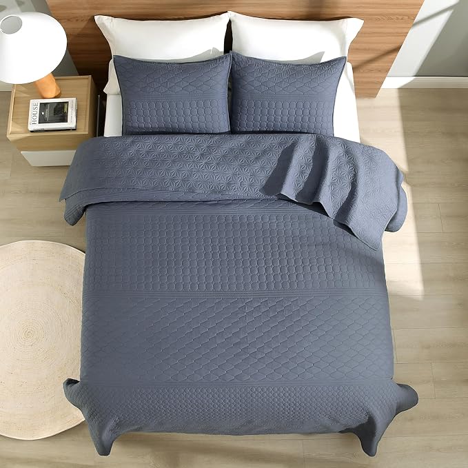 HORIMOTE HOME Steel Blue Twin Size Quilt Set - Soft Microfiber Bedspread with 1 Sham, Lightweight & All-Season Geometric Coverlet for Cozy Bedding