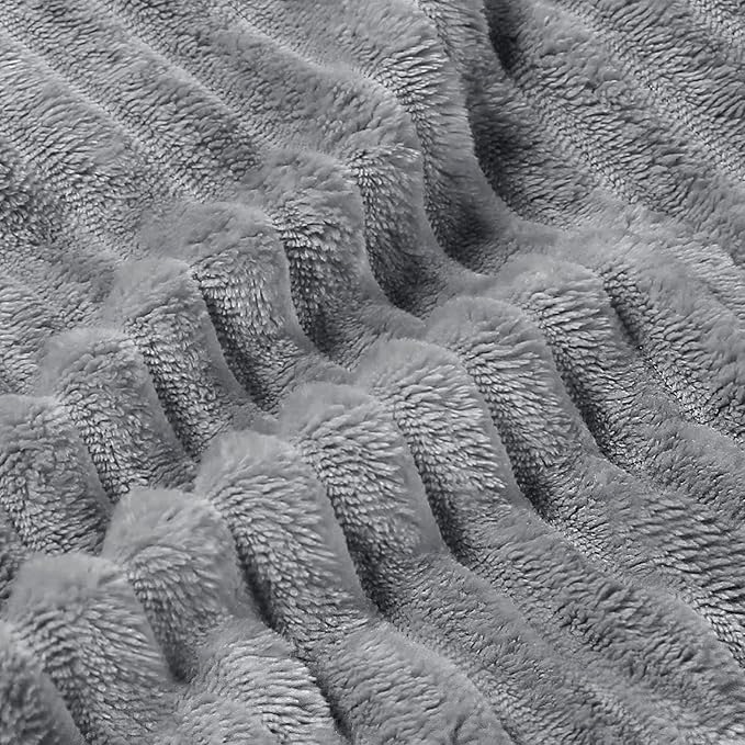 BEDELITE 3D Ribbed Jacquard Grey Fleece Throw Blanket for Couch, 50x60 Inch | Soft Warm Decorative Fluffy Blanket, Cozy Plush Lightweight Fuzzy Throw Blanket for Bed Sofa Home Room Decor, Gift for Women