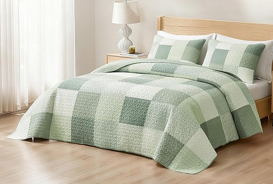 Chezmoi Collection Orna 3-Piece Chic Patchwork Quilt Set - Green Floral Patch Coverlet - Pre-Washed Cotton Lightweight Reversible Bedspread, Queen Size