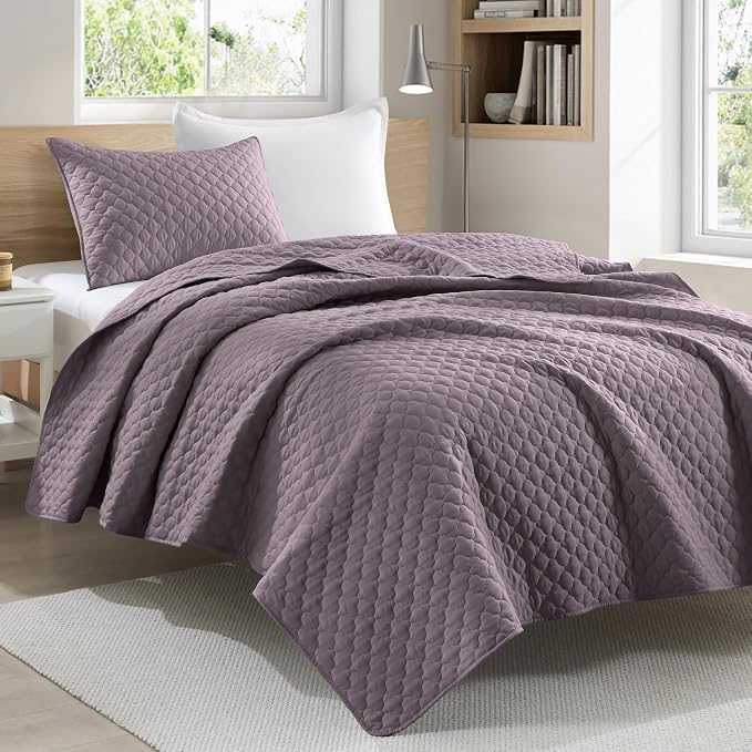 HORIMOTE HOME Quilt Twin Size Grayish Purple, Lightweight Quilt for Summer Ultra-Soft Microfiber Modern Style Quilted Clouds Pattern Bedspread Quit Set 2 Pieces (1 Quilt and 1 Pillow Sham)