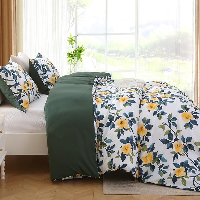 MUXHOMO Duvet Cover Queen Size, Reversible Floral Vintage Duvet Cover Set with Zipper Closure, 3 Pieces Botanical Patterns Soft Microfiber Bedding Set (90"x90", 2 Pillow Cases, Winter Jasmine Green)