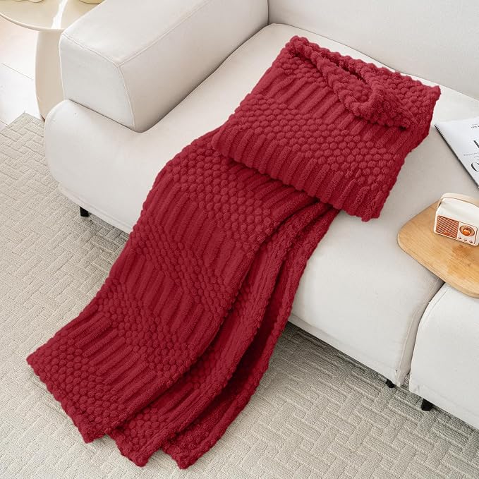 Red Throw Blanket - Soft & Fluffy Fleece, Cute & Aesthetic, Perfect for Sofa, Couch, Chair, Bed, Living Room & Bedroom, All-Season Use, Plush & Cozy Decorative Blanket 50x60