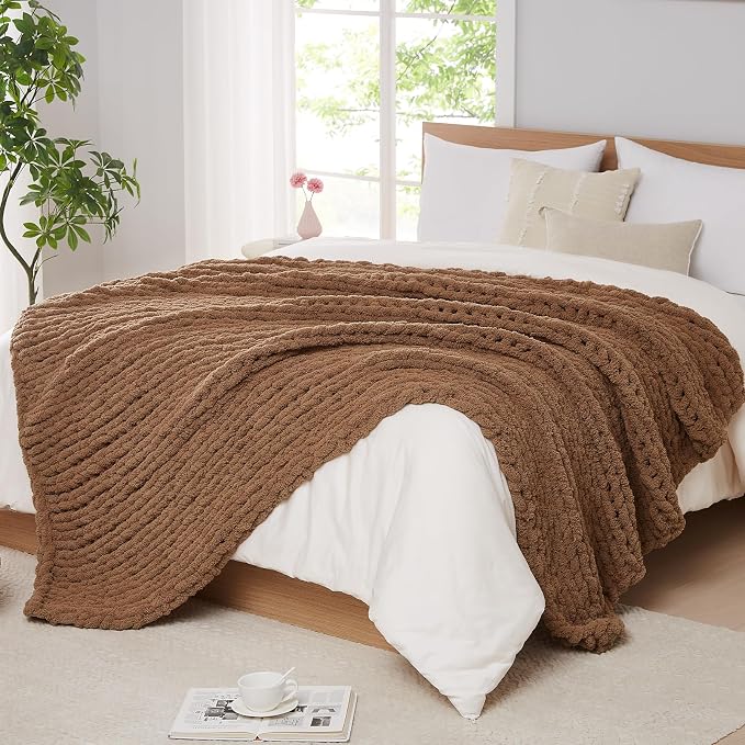 L'AGRATY Chunky Knit Throw Blanket for Couch, 80'' x 90'' Knit Throw, Brown | Handmade Chenille Crochet Blanket for Sofa Bed, Thick Cable Knitted Blankets for Room Home Decor, Birthday Gift for Women Mom