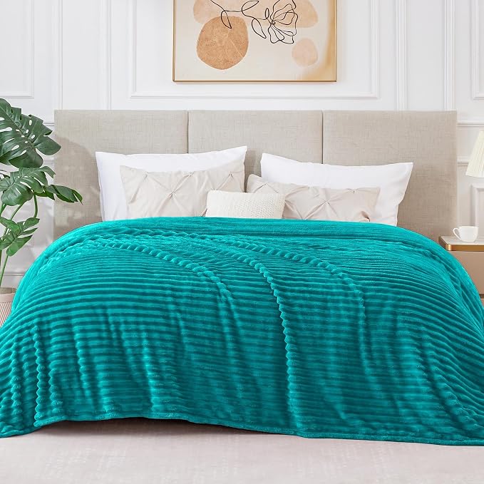 BEDELITE Ribbed Jacquard Ocean Blue King Size Blankets for Bed, 108x90 Inch | Soft Warm Decorative Fluffy Blanket, Cozy Fuzzy Lightweight Plush Fleece Throw Blankets for Bed, Room Decor, Gift for Women