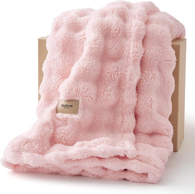 Bedsure 3D Fleece Bubble Blanket - GentleSoft Pink Full Blanket for Bed Sofa Room Decor - Luxury Soft Cozy Gifts for Women, Lightweight, All Seasons, Pink, 84"×90"