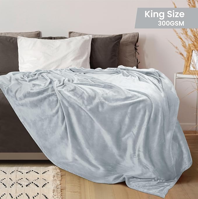 Utopia Bedding Soft Fleece Bed Blanket King Size Light Grey (90x102 Inch) | Microfiber Plush Warm Lightweight Breathable Cozy Blanket Anti-Static, All Season Use, Gift for Women and Men