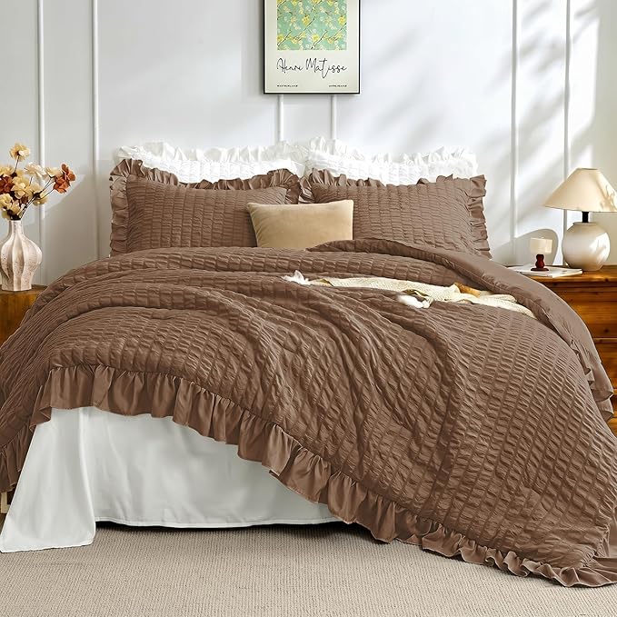 JOLLYVOGUE Oak Brown Twin/Twin XL Comforter Set, 2 Pieces Seersucker Lightweight Fluffy Bedding Set, Twin Ruffle Comforter, All Season Soft Microfiber Shabby Chic Bed Set