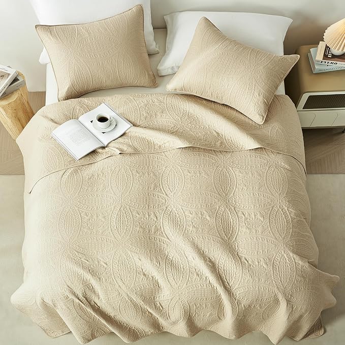 akkialla Twin Quilt Bedding Set,Beige Ultrasonic Quilt Set,Lightweight Soft Bedspread Coverlet,Modern Style Coin Pattern Bed Cover for All Seasons,2 Piece(1 Quilt,1 Pillow Sham)