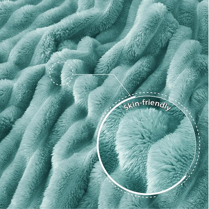 Exclusivo Mezcla Striped King Size Fleece Blanket for Bed, Couch, 90"x104" | Soft Breathable Cozy Bed Blankets, Lightweight Plush Fluffy Fuzzy Jacquard Decorative Blankets