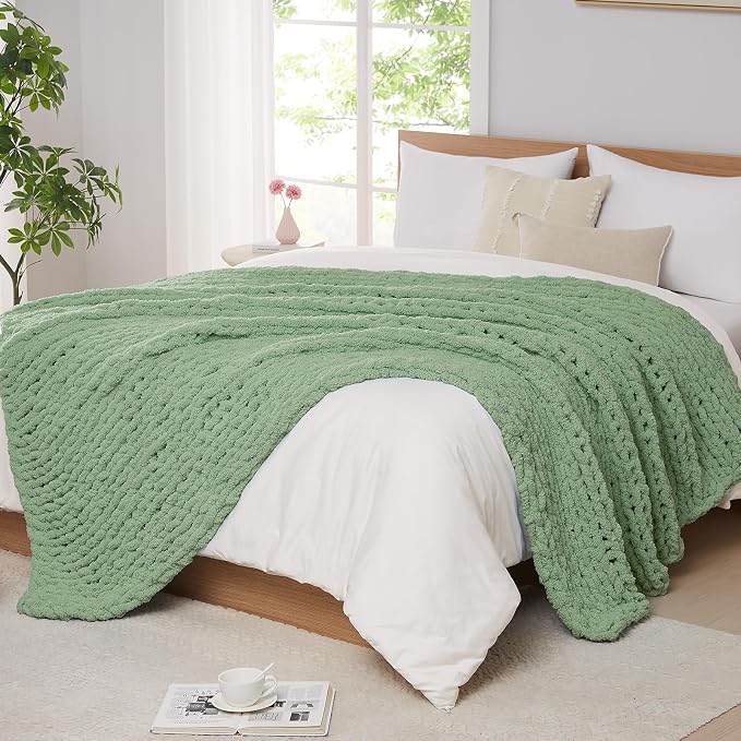 L'AGRATY Chunky Knit Throw Blanket for Couch, 60 x 80 Inches, Sage Green | Handmade Chenille Crochet Blanket for Sofa Bed, Thick Cable Knitted Blankets for Room Home Decor, Birthday Gift for Women Mom