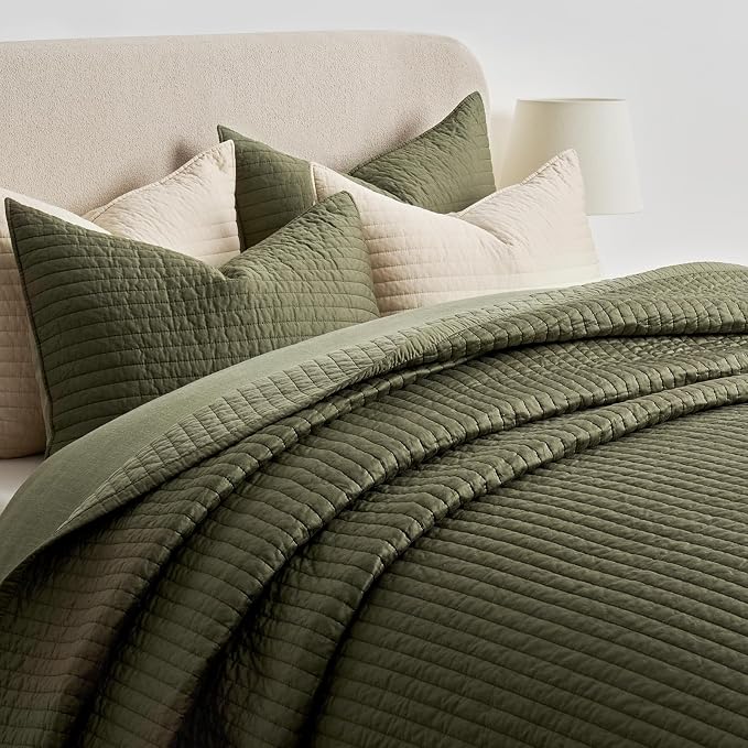 EVERGRACEHOME Cotton Sateen Quilt Set, Queen Size, Olive Green | 100% Cotton, Channel Stitch Coverlet Bedspread, Pre-Washed Lightweight Soft Bedding Set for All Season, 3 Piece, with 2 Shams