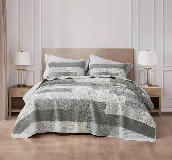 Chezmoi Collection Caleb 2-Piece Muted Gray White Ivory Floral Plaid Rectangular Patchwork Quilt Set - Pre-Washed Cotton Quilted Lightweight Reversible Bedspread for All Seasons, Twin Size