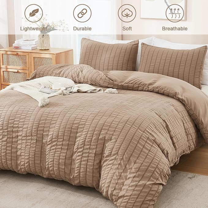 AveLom Taupe Duvet Cover Cal King(104 x 98 inches), 3 Pieces (1 Duvet Cover, 2 Pillowcases), Seersucker Striped Soft Washed Microfiber, Textured Duvet Cover Set with Zipper Closure, Corner Ties
