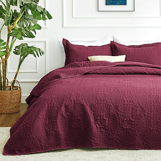 Love's cabin California King Size Quilt Bedding Set Burgundy Bedspreads - Cal King Lightweight Bedspread Comforter - Coin Pattern Coverlet for All Season - 3 Pieces (1 Quilt, 2 Pillow Shams)