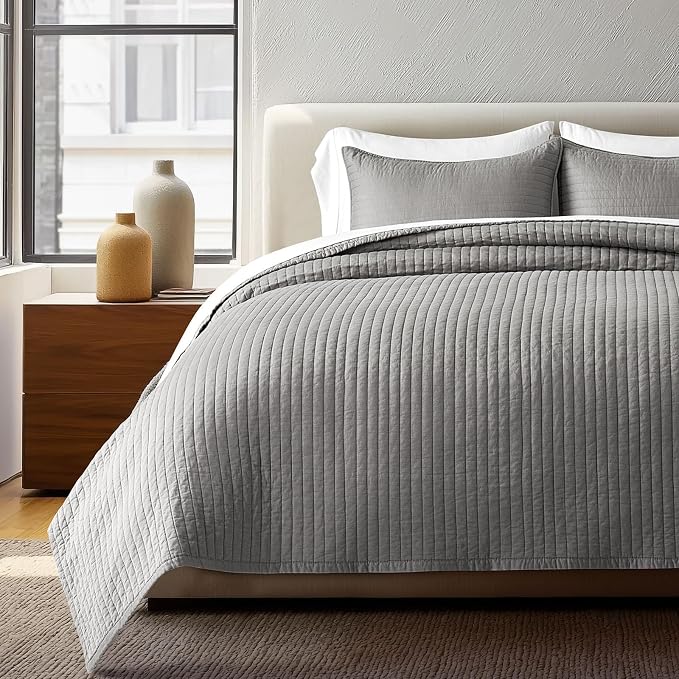 EVERGRACEHOME Cotton Sateen Quilt Set, Queen Size, Fog Gray | 100% Cotton, Channel Stitch Coverlet Bedspread, Pre-Washed Lightweight Soft Bedding Set for All Season, 3 Piece, with 2 Shams