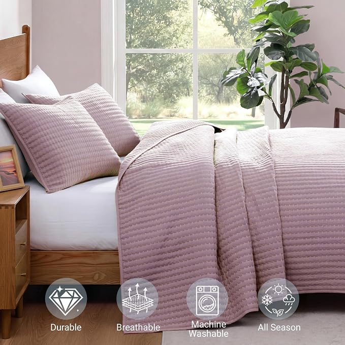 King Size Quilt-Lightweight Bedspreads Dusty Mauve King Quilt Bedding Set | Soft Coverlet with 2 Pillow Shams for All Seasons, Suitable for Bed, Couch, 3 Pieces, 106"x94"