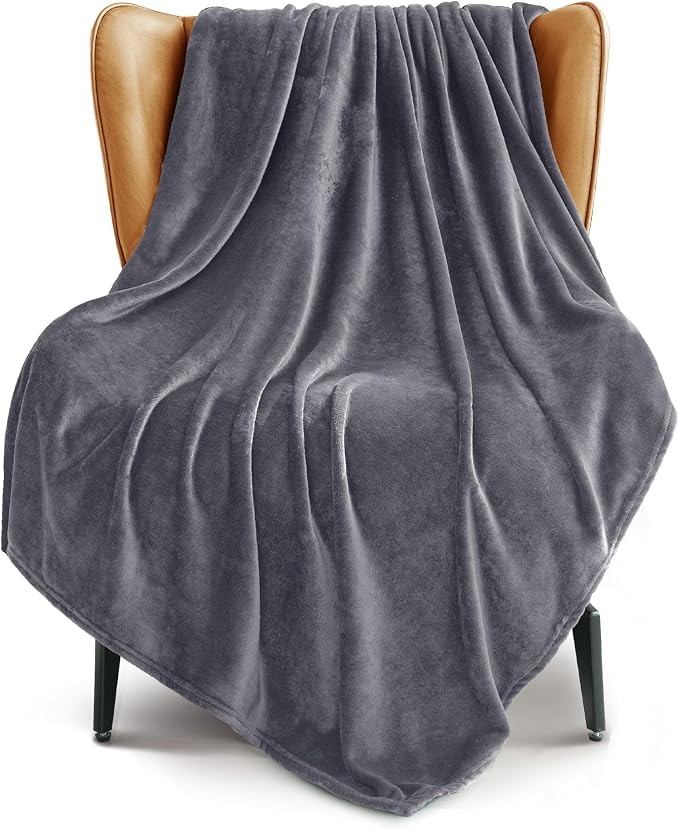 Exclusivo Mezcla Soft Fleece Throw Blanket for Couch, Dark Grey | 50x60 Inches, Double-Sided Brushed Flannel, Lightweight Plush Cozy Blanket for Home Decor, All Season, Machine Washable