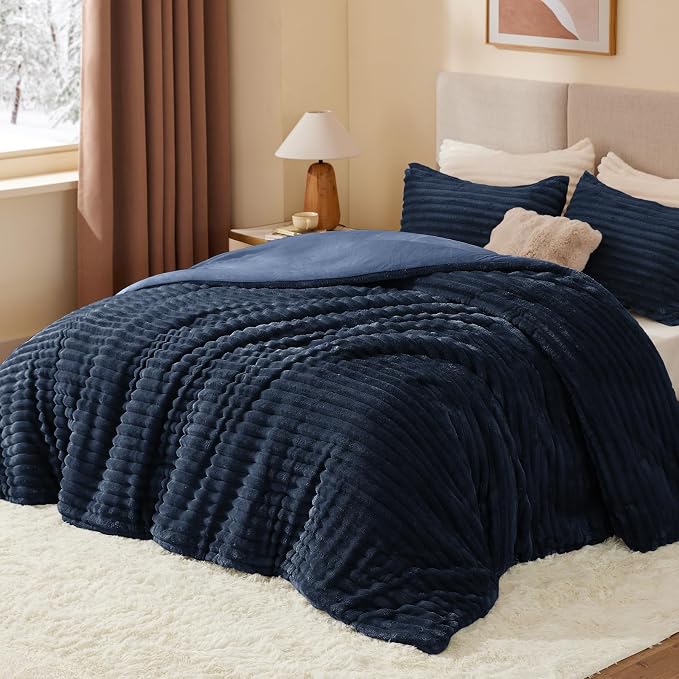 BEDELITE Fleece Full Comforter Set, Fluffy Bed Set, Navy Blue | Super Soft & Warm Bedding, Luxury Fuzzy Faux Fur Comforter for Winter, Heavy Plush Bedding, with 2 Pillowcases