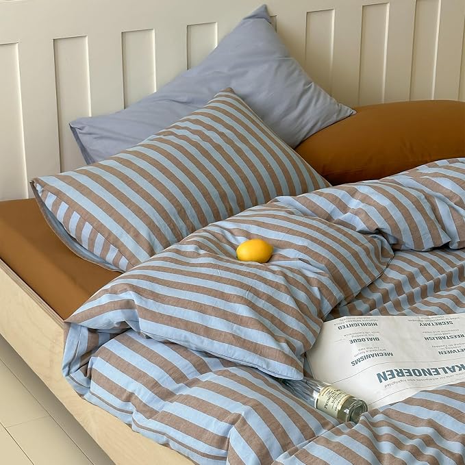 LifeTB Queen Comforter Set Vintage Striped Comforter Set, 3 Pieces Blue Brown Stripes Pattern Printed Comforter with 2 Pillowcases, Fluffy Soft Lightweight Retro Striped Bedding Set for All Seasons