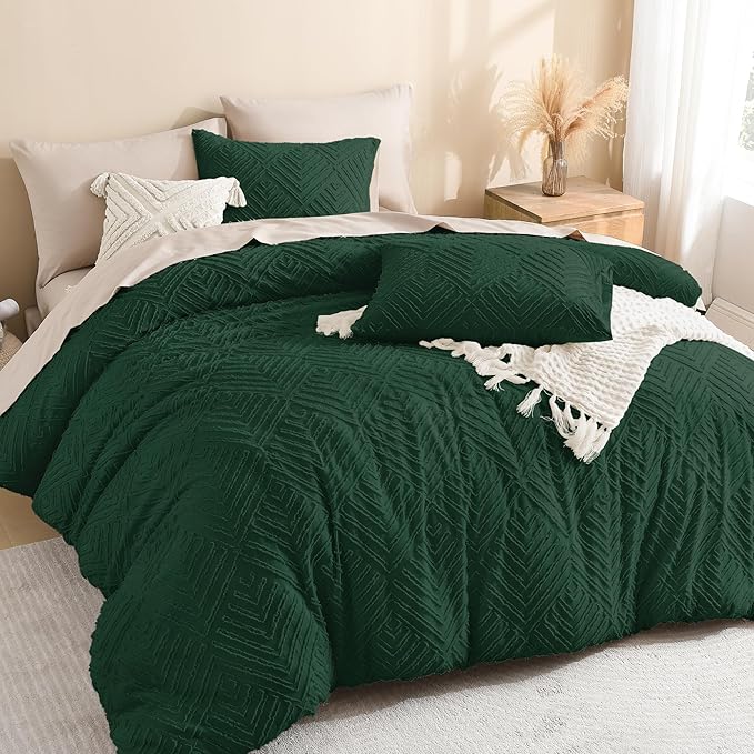 Litanika Oversized Queen Comforter Set, 3 Pcs Tufted Boho Bedding Set | Emerald Green Farmhouse Shabby Chic Vintage Bohemian Textured Aesthetic Soft Fluffy Lightweight Breathable All Season Bed Set