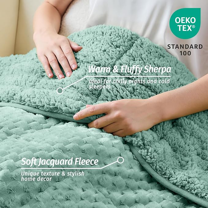 Fleece Weighted Blanket for Adults 60" x 80" 15lbs Fuzzy Blankets Green | Soft Queen Size Sherpa Weighted Blankets, 3D Imitation Turtle Shell Warm Jacquard Flannel Heavy Blanket for Couch and Bed