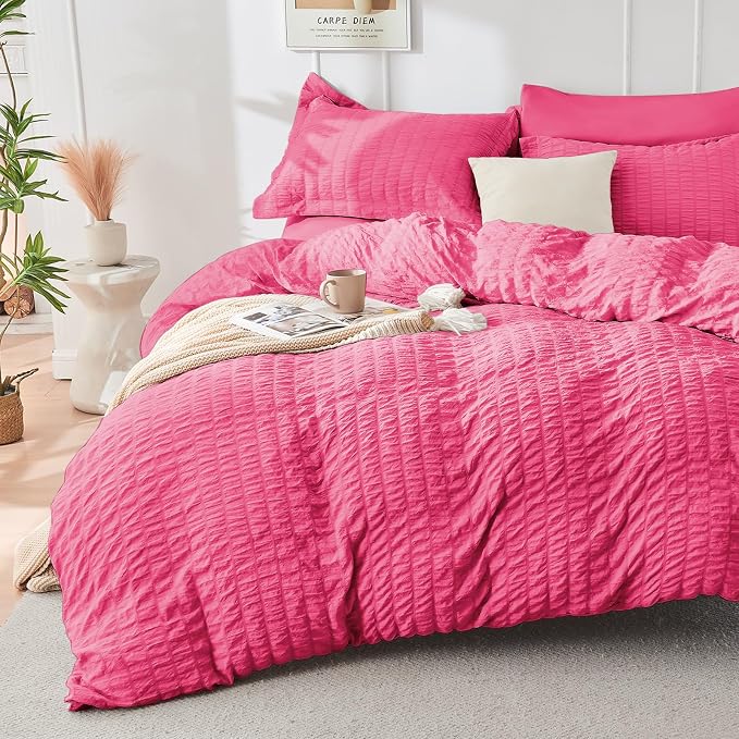 HYMOKEGE Hot Pink Duvet Cover King Size, Ultra Soft 3-Piece Seersucker Duvet Cover Set with Zipper Closure, Soft Brushed Microfiber Bedding Set with 8 Corner Ties (104"x90", 2 Pillowshams)