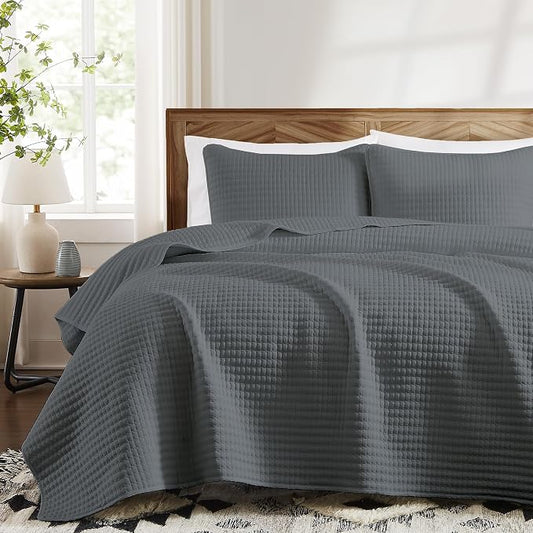 King Size Quilt-Lightweight Bedspreads Grey King Quilt Bedding Set | Soft Coverlet with 2 Pillow Shams for All Seasons, Suitable for Bed, Couch, 3 Pieces, 106"x94"