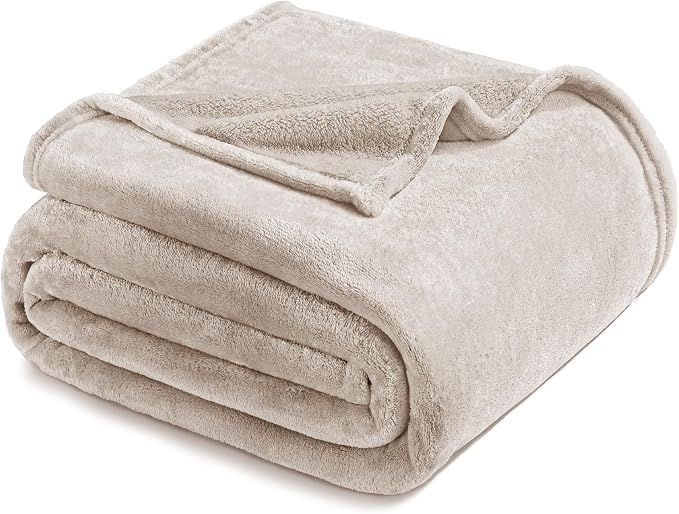 Exclusivo Mezcla Soft Fleece Throw Blanket for Couch, Camel | 50x60 Inches, Double-Sided Brushed Flannel, Lightweight Plush Cozy Blanket for Home Decor, All Season, Machine Washable