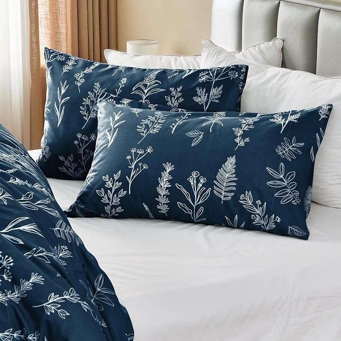 MUXHOMO Duvet Cover Twin/Twin XL Size Set, Reversible Floral Navy Duvet Cover with Zipper Closure, 2 Pieces Botanical Patterns Soft Microfiber Bedding Set with 4 Ties (68"x90", 1 Pillow Case)