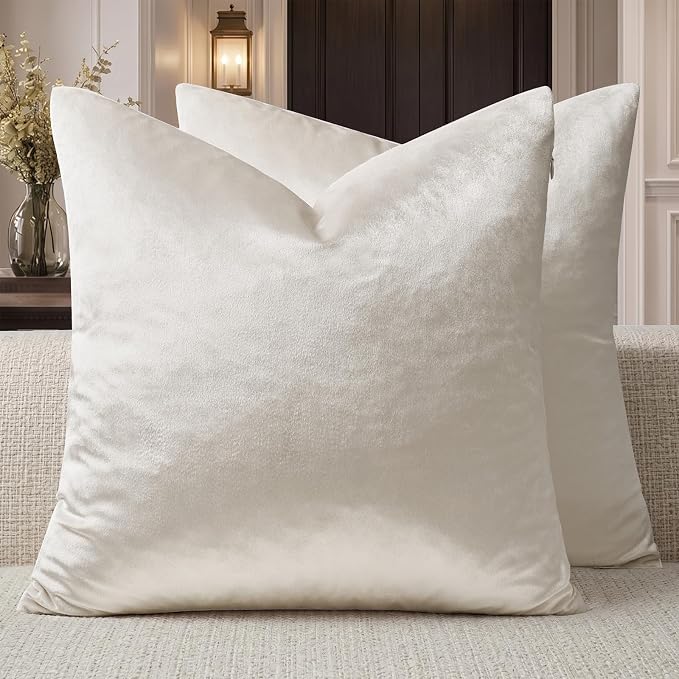 GIGIZAZA Velvet Pillow Covers 18x18 Decorative Pillows Pack of 2 Ivory | Beige Throw Pillows for Couch Sofa,280gsm Soft Textured Fabric,Modern Square Pillowcases,Luxury Cushion Covers