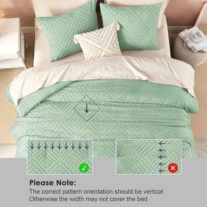 Litanika Queen Size Comforter Set, 3 Pieces Tufted Boho Bedding Set | Sage Green Farmhouse Shabby Chic Vintage Bohemian Textured Aesthetic Soft Fluffy Lightweight Breathable All Season Bed Set