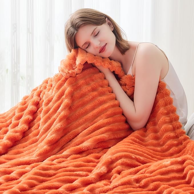 NEWCOSPLAY Fleece Ribbed Cozy King Blanket for Couch, Orange, 90"x110" | Premium Silky Flannel Blanket, Soft Lightweight Fluffy Throw Blanket for Bed Sofa Decor, Gift for All Season Use