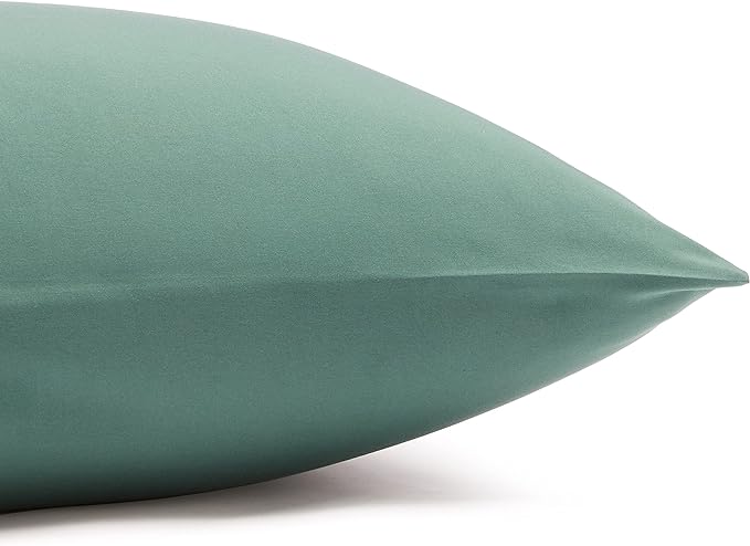 Amazon Basics Lightweight Super Soft Easy Care Wrinkle-Free Breathable Brushed Microfiber 3-Piece Bed Sheet Set with 14-Inch Deep Pockets, Twin, Emerald Green, Solid