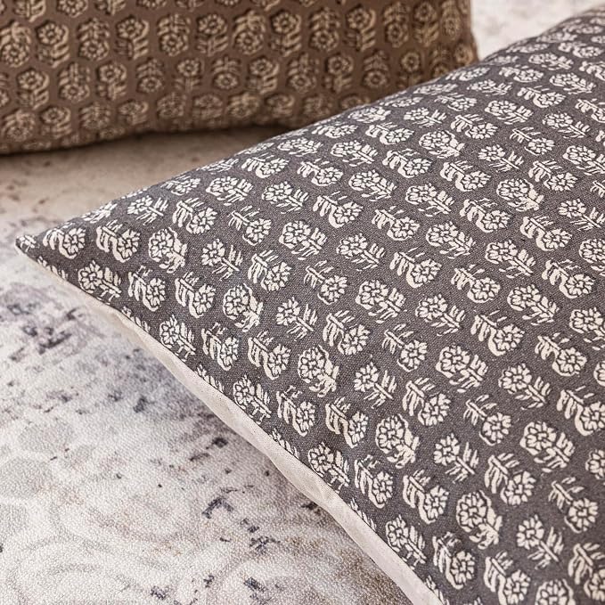 Foindtower Set of 2 Decorative Vintage Floral Print Throw Pillow Covers Neutral Modern Farmhouse Cushion Covers Boho Home Decor for Sofa Couch Chair Bedroom Living Room,18×18 Inch,Rustic Gray