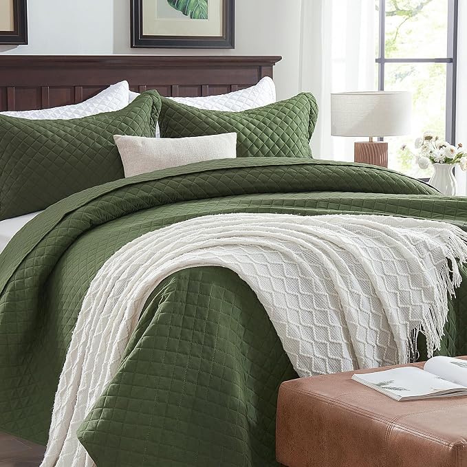 SunStyle Home Queen Quilt Bedding Set, Lightweight Summer Bedspreads,Green | Soft Coverlet With 2 Pillow Shams,Morden Style Quilts for All Season, Suitable for Bed,Couch,Bedroom,Guest Room,90"X96"