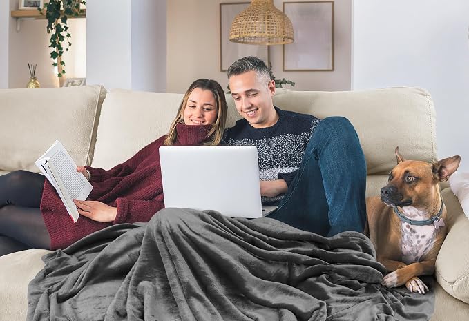 Utopia Bedding Ultra Soft Fleece Bed Blanket King Size Grey (90x102 Inches) | Microfiber Plush Warm Lightweight Breathable Cozy Blanket Anti-Static, All Season Use, Gift for Women and Men