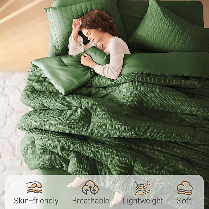 7 Pieces Queen Comforter Set, Seersucker Bed in a Bag Queen Size, All Season Luxury Bedding Set with Comforter, Flat Sheet, Fitted Sheet, Pillowcases & Shams, Dark Green