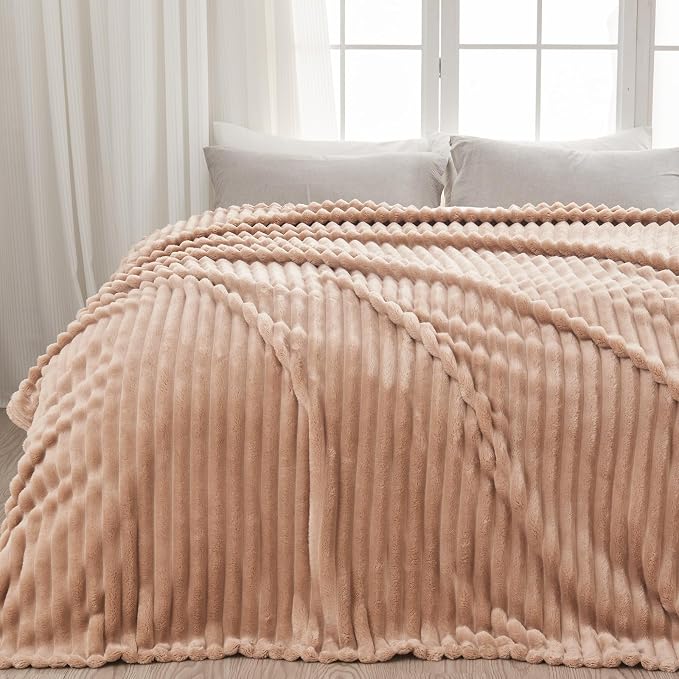 NEWCOSPLAY Fleece Ribbed Cozy King Blanket for Couch, Taupe, 90"x110" | Premium Silky Flannel Blanket, Soft Lightweight Fluffy Throw Blanket for Bed Sofa Decor, Gift for All Season Use