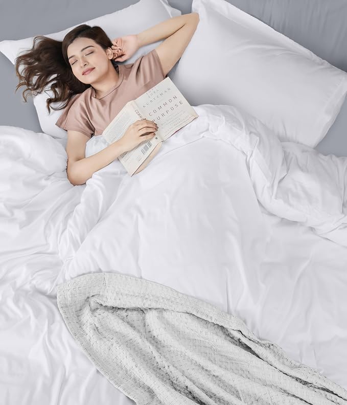 Duvet Cover Cal King, 3 PC Cotton Like PolyesteR, Zipper Closure, White | Extra Soft and Breathable, Wrinkle & Fade Resistant, Includes Duvet Cover and 2 Pillow Shams, Comforter Not Included, OekoTex
