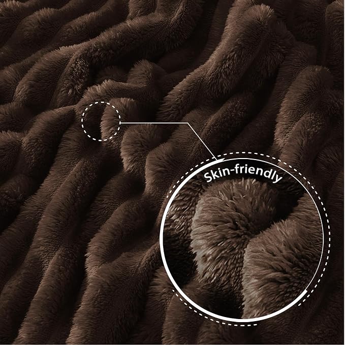 Exclusivo Mezcla Striped Fleece Throw Blanket for Couch, Sofa, Bed, 50"x60" | Soft Breathable Cozy Bed Blankets, Lightweight Plush Fluffy Fuzzy Jacquard Decorative Blankets