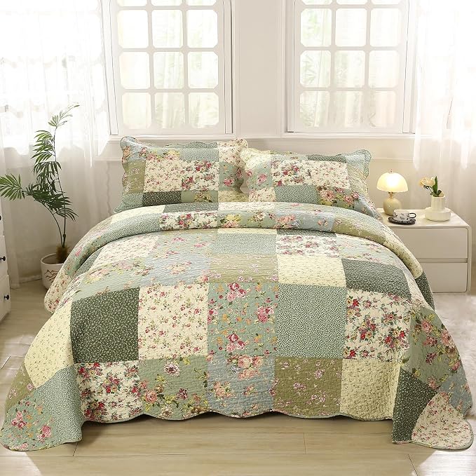 vctops Boho Patchwork Cotton Quilted Bedspread Quilt Set King Size 3 Pieces Soft Reversible Lightweight Coverlet Set Floral Print 1 Quilt and 2 Pillow Shams (Green D,King)