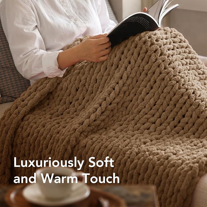 L'AGRATY Chunky Knit Throw Blanket for Couch, 50'' x 70'' Knit Throw, Brown | Handmade Chenille Crochet Blanket for Sofa Bed, Thick Cable Knitted Blankets for Room Home Decor, Birthday Gift for Women Mom