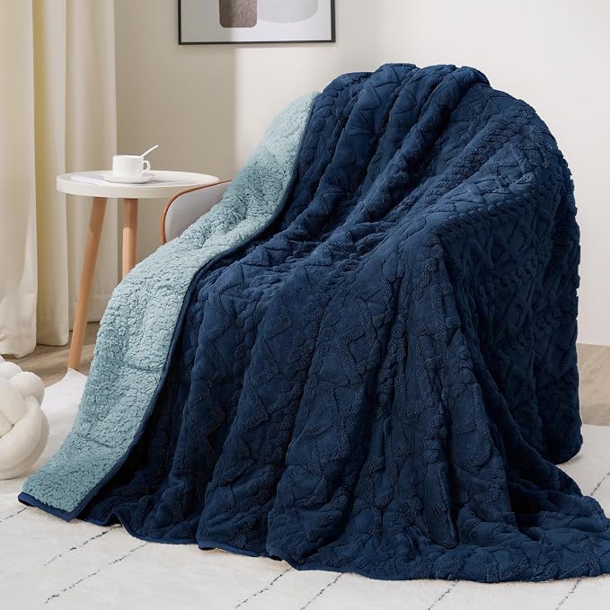 Drewin Weighted Blanket Queen Size 15lbs for Adults,Dark Navy,60" x 80" | Stress Relief & Better Sleep,Soft Jacquard Sherpa with Glass Beads,Machine Washable,Great for Napping,Relaxing,Reading