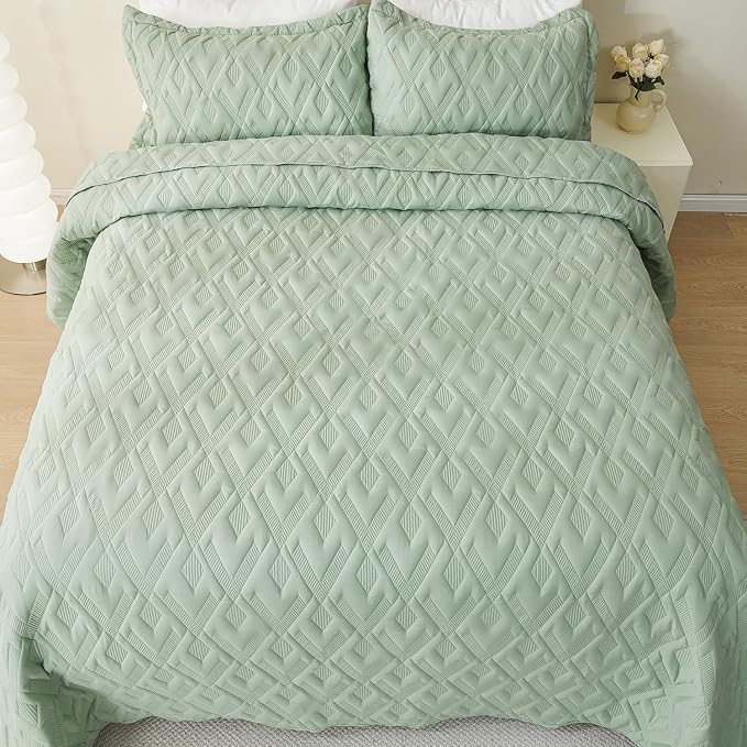 Cmfshape Diamond Embroidery Quilt Set,3 Pieces King Quilt Bedding Set,Lightweight Soft Quilt Set for All Seasons,Soft Bedspread Reversible Coverlet(Green,106"x96")